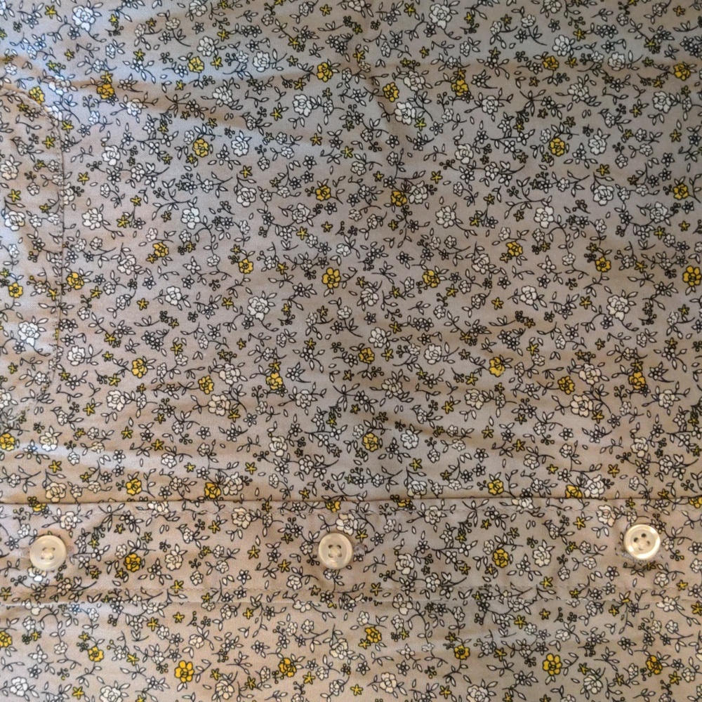 GAP floral button down